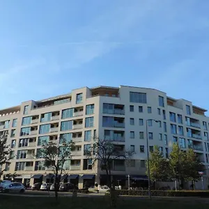 Spacious Apartment, Metro Gdansk, Zoliborz Warszawa